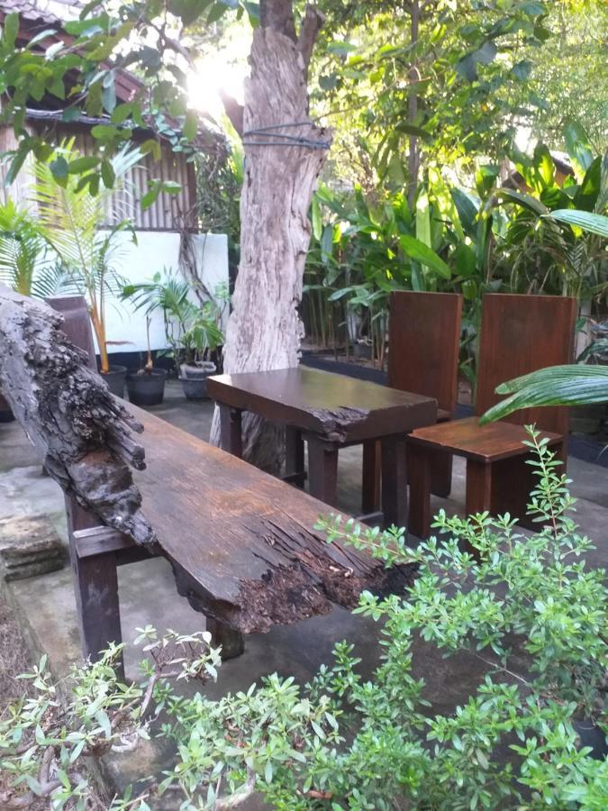 Bed and Breakfast Dili Gili Gili Trawangan Exterior foto