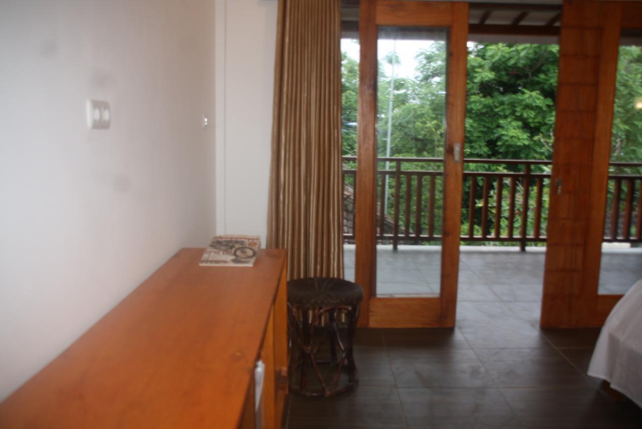 Bed and Breakfast Dili Gili Gili Trawangan Exterior foto