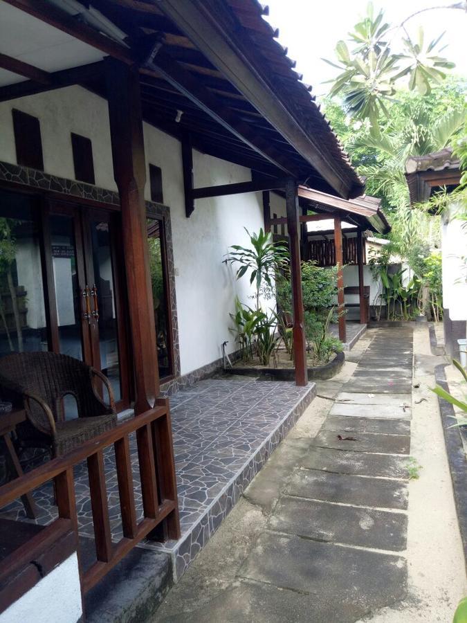 Bed and Breakfast Dili Gili Gili Trawangan Exterior foto